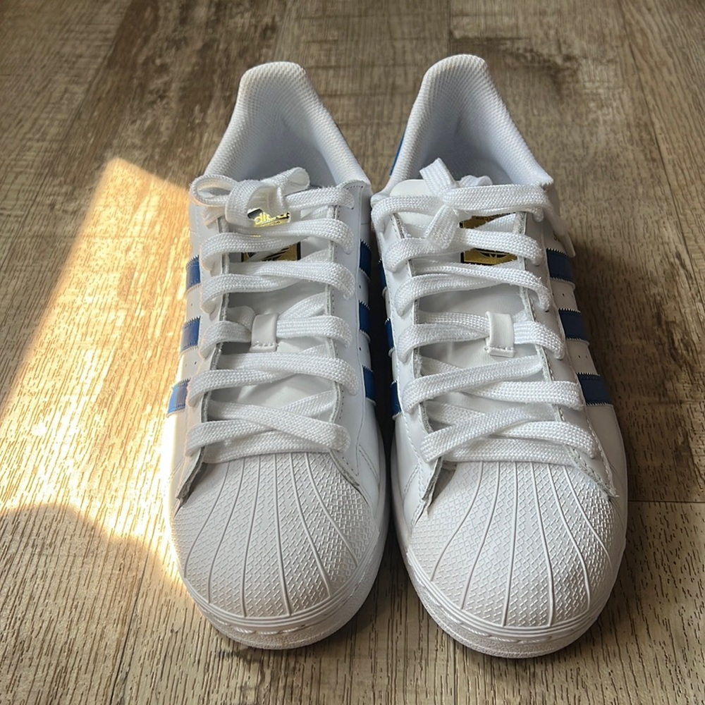 Adidas superstar